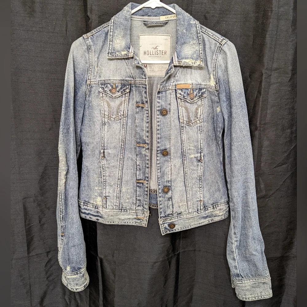 Distressed denim jacket - Picture 1 of 5